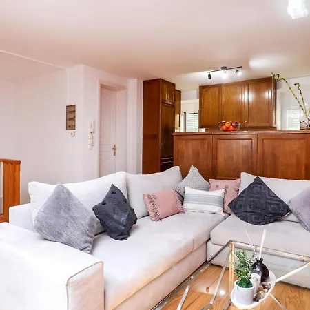 Apartamento Ninemia Luxury Loft